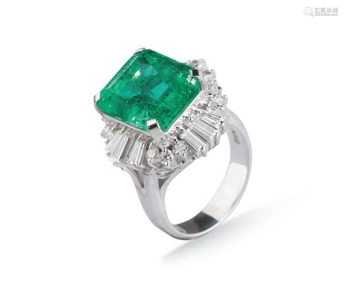 哥伦比亚祖母绿10.62克拉方形祖母绿奢华铂金钻石戒指