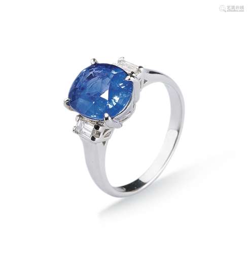 斯里兰卡皇家蓝3.699克拉蓝宝石镶铂金钻石戒指