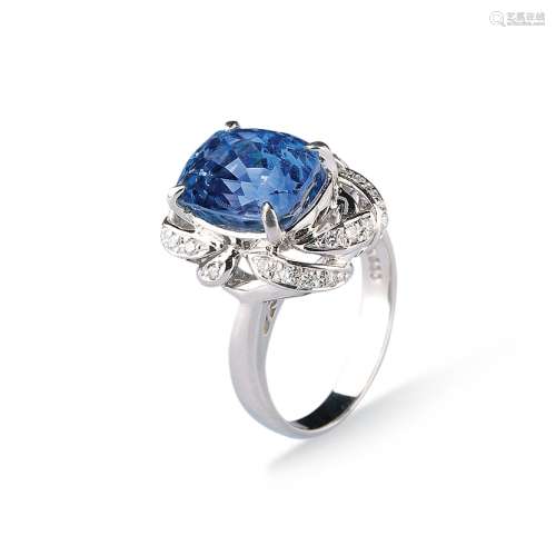 斯里兰卡皇家蓝8.37克拉蓝宝石镶铂金钻石戒指