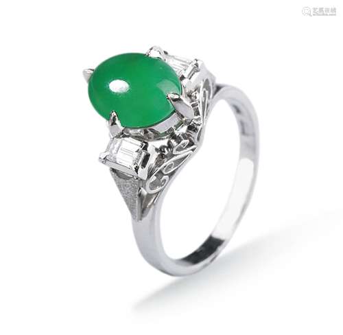 缅甸老坑冰种约1克拉满绿翡翠蛋面镶铂金钻石戒指