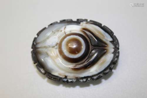 Chinese carved agate toggle.