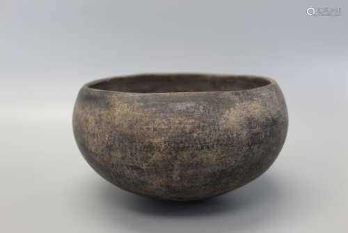 Antique Chinese Pottery Bowl. Han Dynasty .