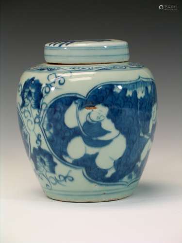 Chinese blue and white porcelain jar with lid.
