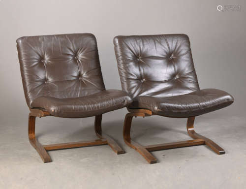 Paar Freischwinger sog. Kangu-Lounge-Chair, ...