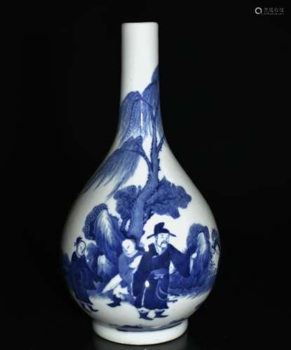 A  BLUE AND WHITE BOTTLE VASE