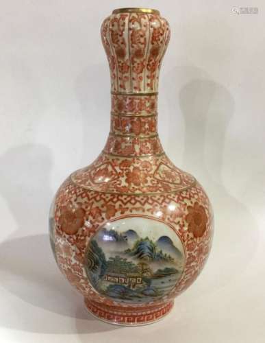 A COPPER-RED GLAZED FAMILLE ROSE GARLIC HEAD VASE