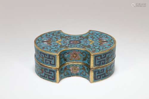 A Chinese Cloisonné Box