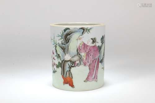 A Chinese Famille Rose Porcelain Brush Pot