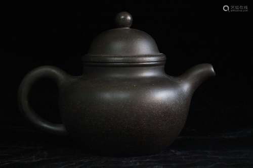 Chinese Yixing Zisha Teapot, Mark