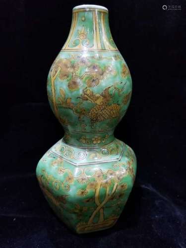 Chinese Green Glazed Gourd Vase , Mark