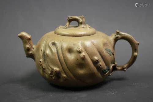 Chinese Yixing Zisha Teapot