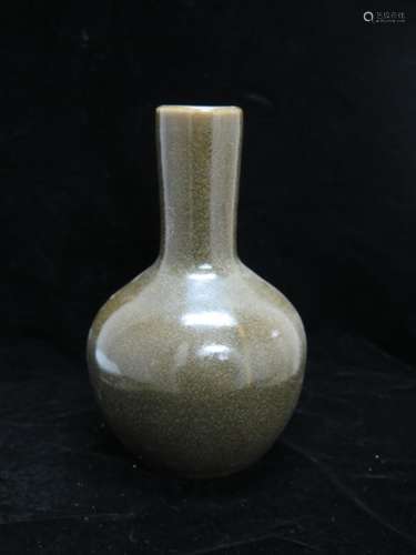 Chinese Green Glazed Vase