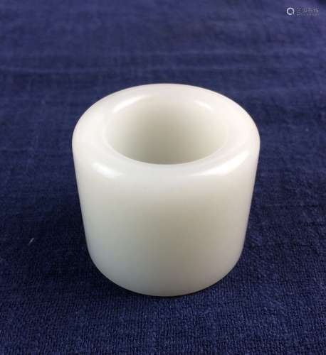 Chinese Qing Dynasty White Jade Thumb Ring