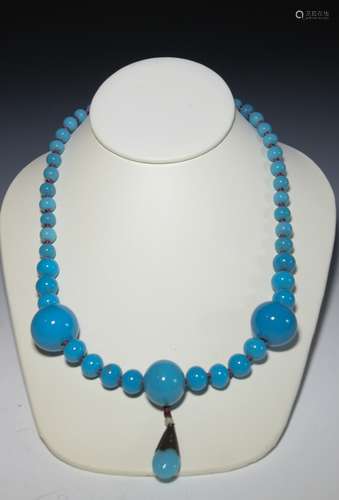 Pecking glass Beads Necklace