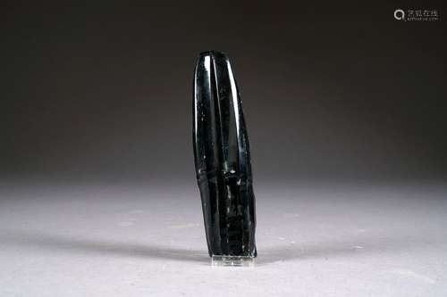 Nucléus en Obsidienne. Mexique. Longueur: 22,5 cm.