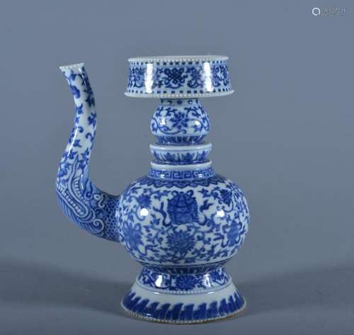 A BLUE AND WHITE PENPA. Period of QianLong.