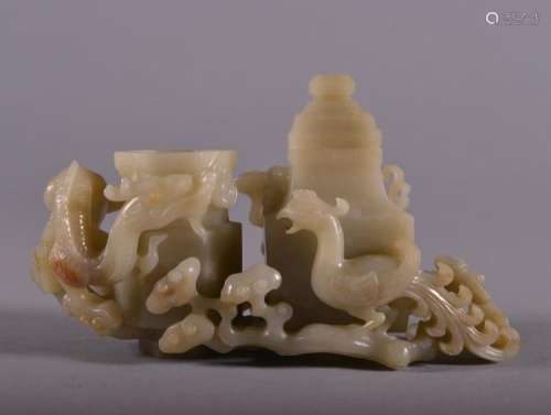 A CARVED JADE DRAGON VASE AND COVER Qing Dynasty