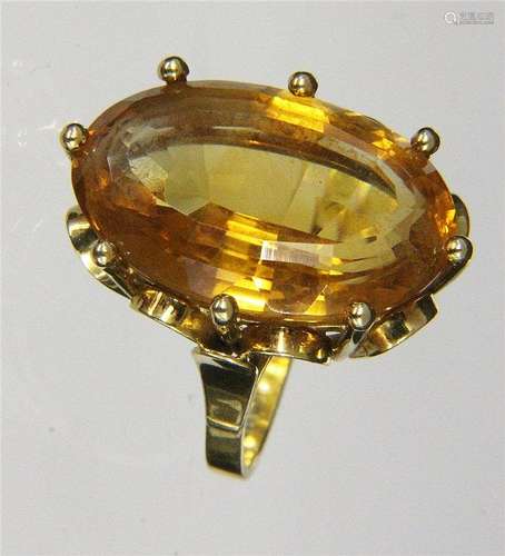 A LADIES RING 585/000 yellow gold with large