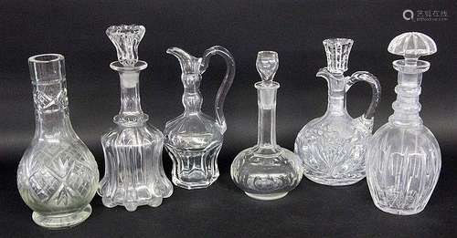 A LOT OF 6 CARAFES Colourless glass, cut. Height