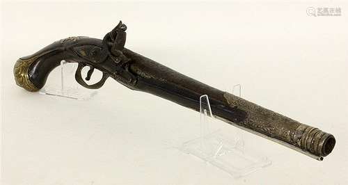 A DECORATIVE FLINTLOCK PISTOL 50 cm