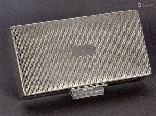 A CIGARETTE BOX England. Silver-plated nickel