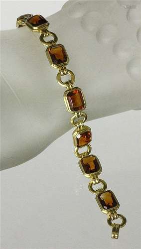 A BRACELET Gilt silver with Madeira citrines