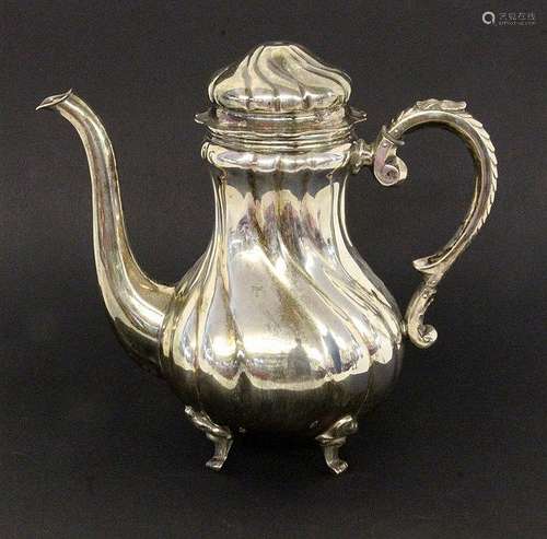 A SILVER COFFEE POT German circa 1900, 800