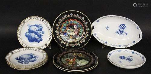 A LOT OF PORCELAIN PLATES 4 Schumann, 3