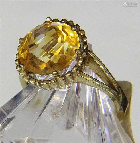 A LADIES RING 585/000 yellow gold with citrine