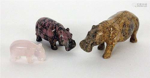 A LOT OF 3 HIPPOPOTAMI cut from precious stones