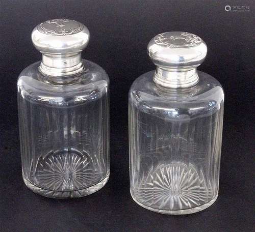 A PAIR OF BOTTLES France ca. 1900 Colourless cut