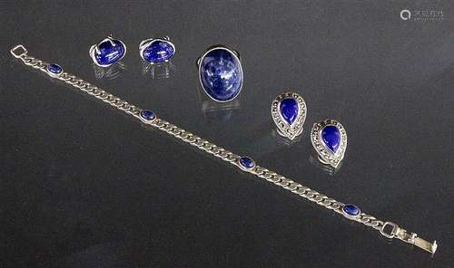 A LOT OF 4 SILVER JEWELLERY PIECES with lapis