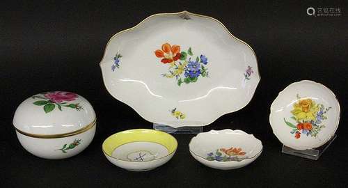 A LOT OF 5 MEISSEN PORCELAIN PIECES 20th century