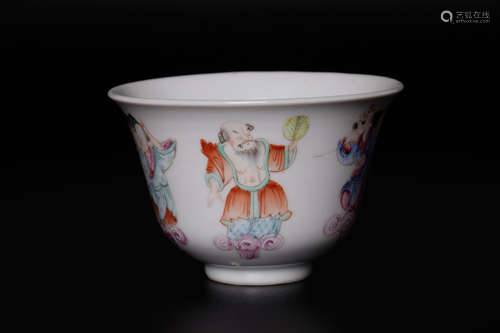 Chinese 18 century famille rose cup