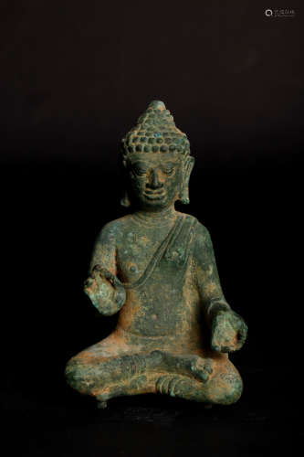 Nepal bronze buddha statue