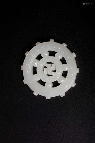 Chinese 18 centruy white jade carved