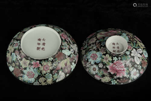 Chinese famille rose covered bowl