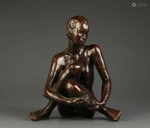 Bronze Sculpture of a Crouchiny Woman, Signed