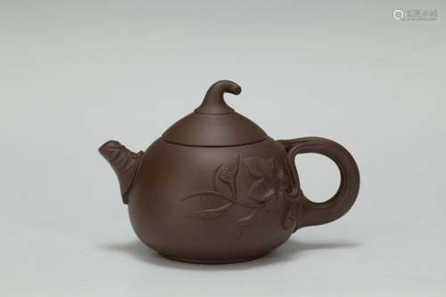 Chinese Zisha Teapot