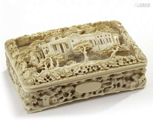 An American-market Cantonese carved ivory box and cover