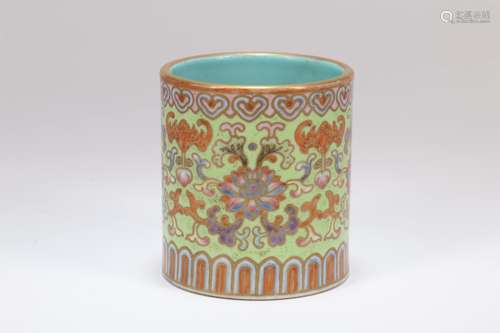 A Chinese Famille-Rose Porcelain Brush Pot