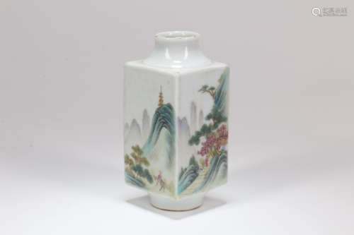 A Chinese Famille-Rose Porcelain Vase