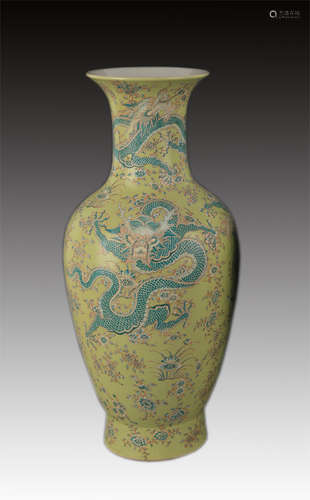 A BEEN GREEN GLAZE DRAGON PAINTING GUAN YIN VASE