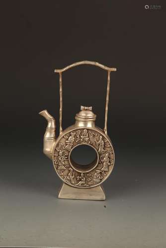 A FINELY CARVED ROUND BRONZE WATER BOTTLE