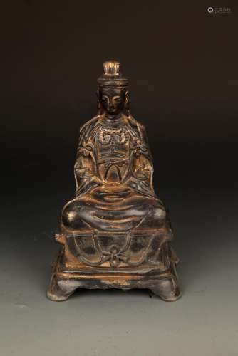 A FINELY CARVED BUDDHA FIGURE