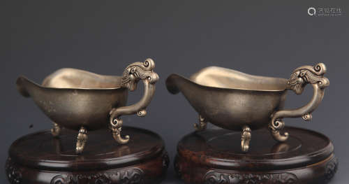 PAIR OF DRAGON HANDLE CUP