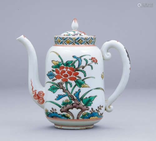 十九世紀 新彩花卉紋茶壺