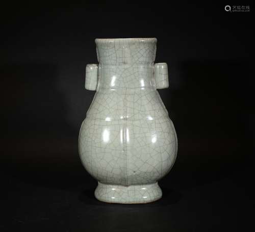 A Guan Ware Vase