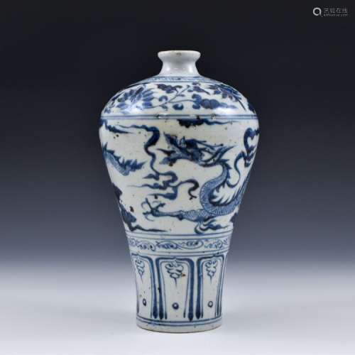 YUAN CHINESE BLUE & WHITE DRAGON MEIPING VASE
