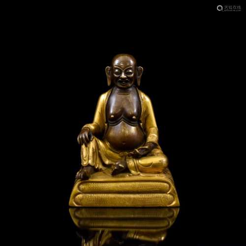 QING GILT BRONZE FIGURE OF BUDDHIST HVASHANG